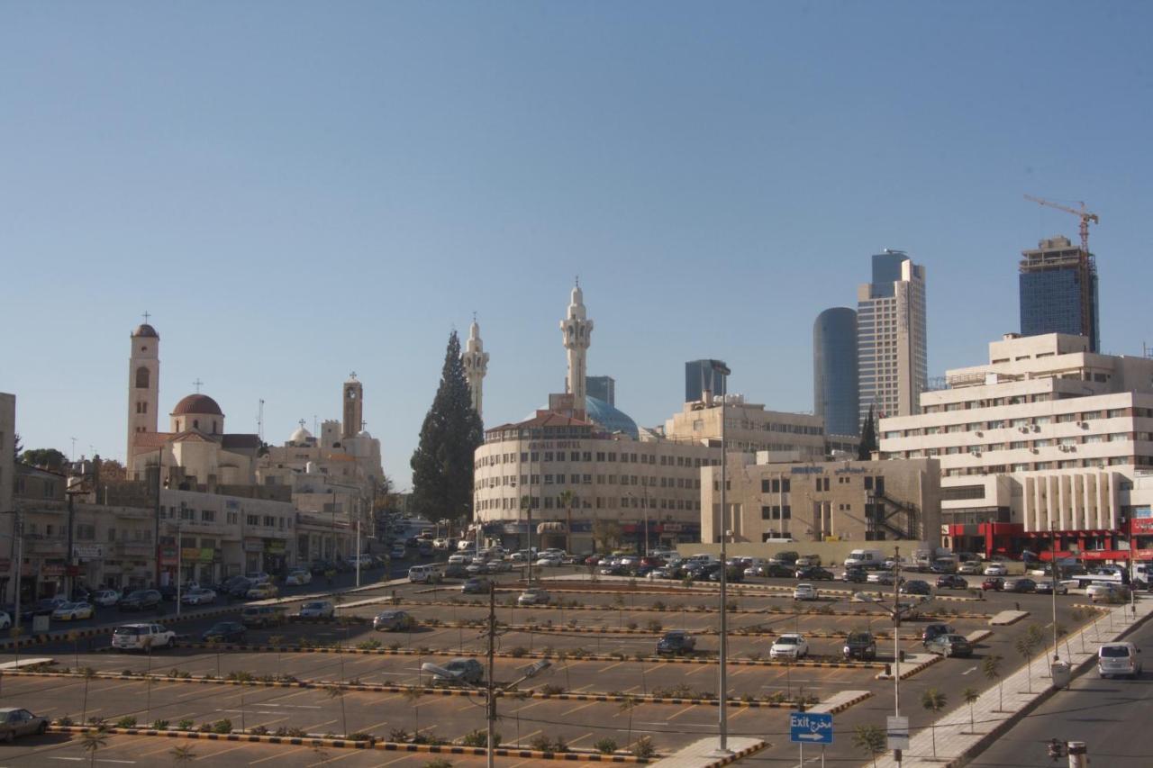 Erasmus Student House By Sunrise Hostel Amman Esterno foto